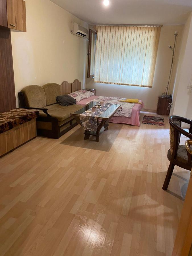 Апартамент Столетов Varna ภายนอก รูปภาพ